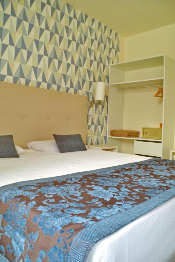 Ouril Hotel Julia Santa Maria Ngoại thất bức ảnh