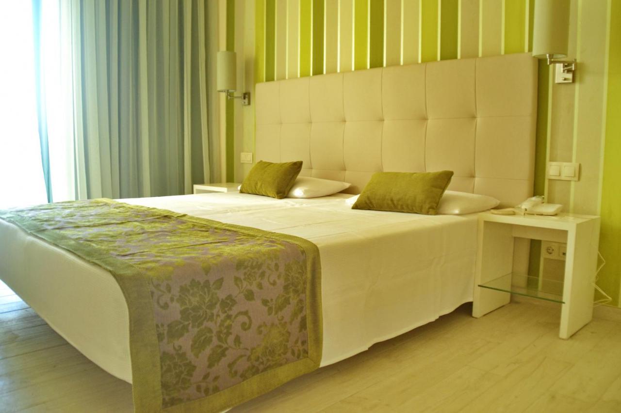 Ouril Hotel Julia Santa Maria Ngoại thất bức ảnh